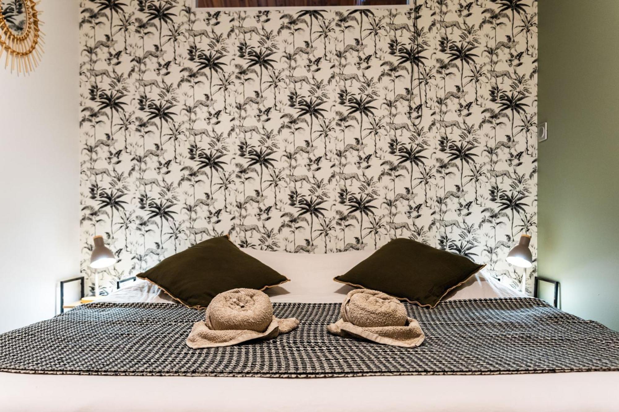 Les Baroudeurs Hostel サン・ピエール エクステリア 写真
